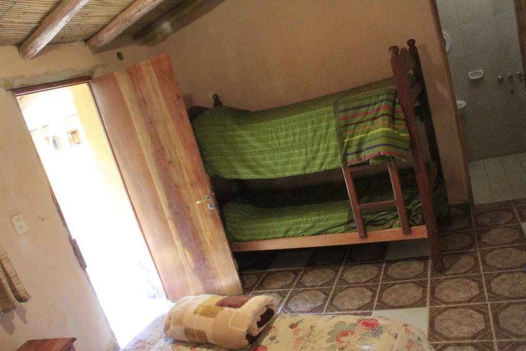 Andino Hostel Tilcara Buitenkant foto