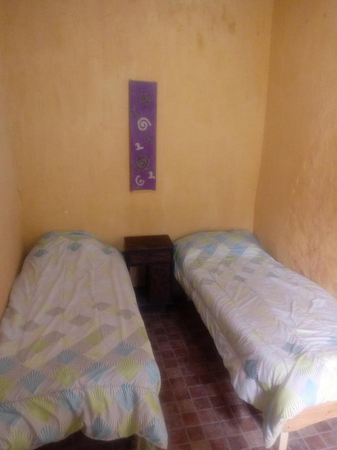 Andino Hostel Tilcara Buitenkant foto