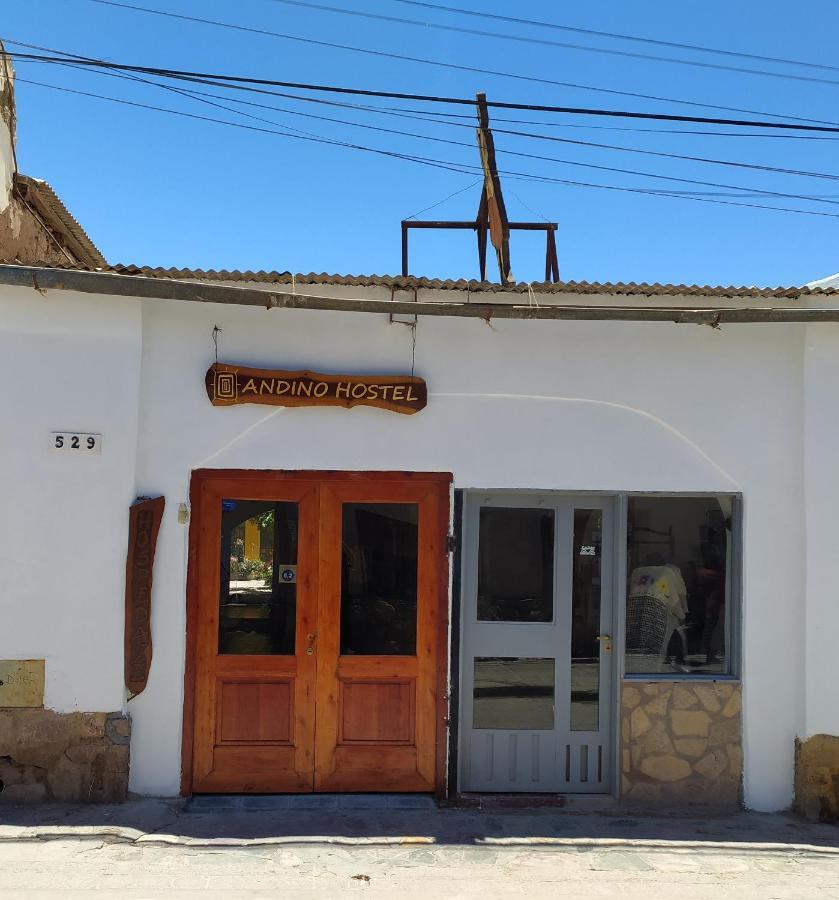 Andino Hostel Tilcara Buitenkant foto